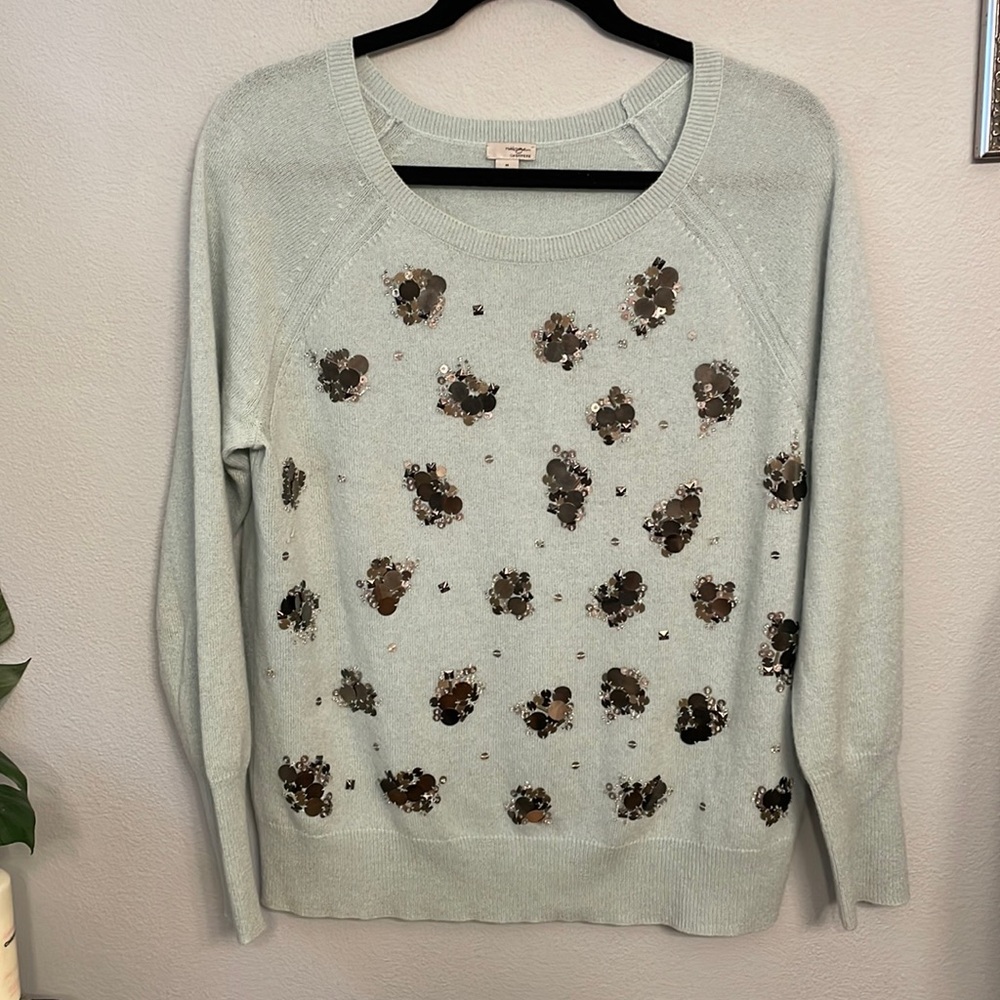 Halogen Cashmere Scoop Neck embellished Sweater size M